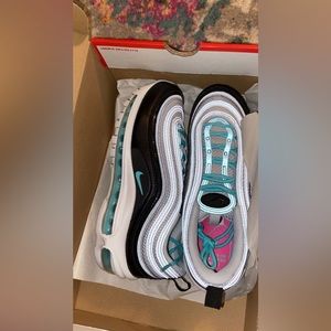 Women’s Nike Air Max 97